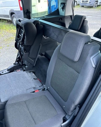 Peugeot 5008 cena 32700 przebieg: 277602, rok produkcji 2016 z Kraków małe 191